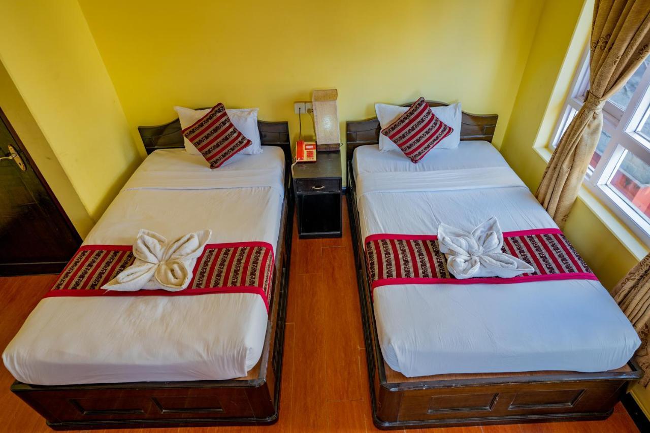 Hotel Bougainvillea Pokhara Eksteriør billede