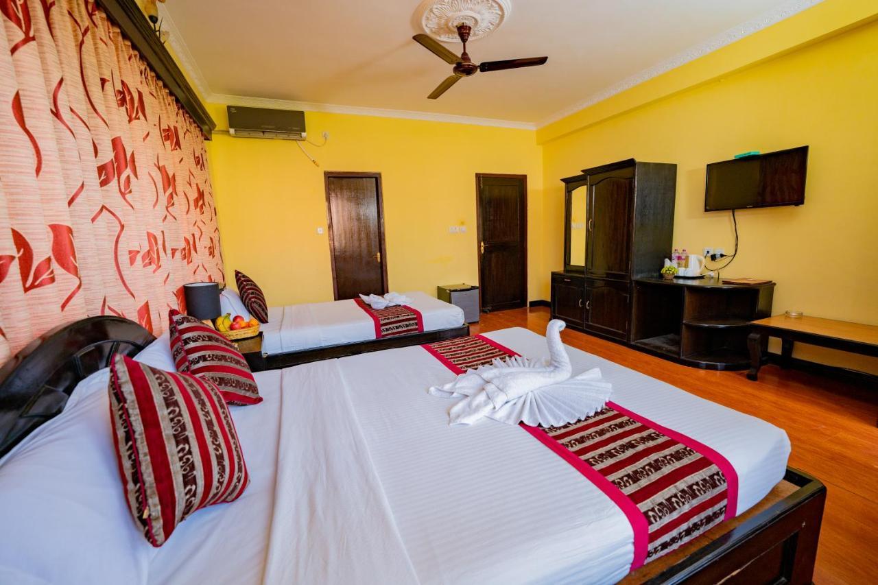 Hotel Bougainvillea Pokhara Eksteriør billede