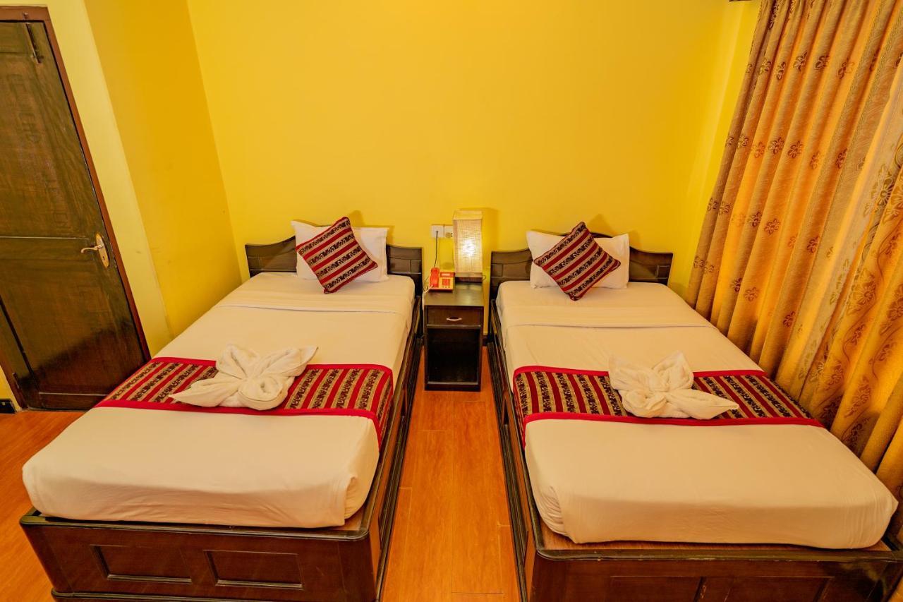 Hotel Bougainvillea Pokhara Eksteriør billede