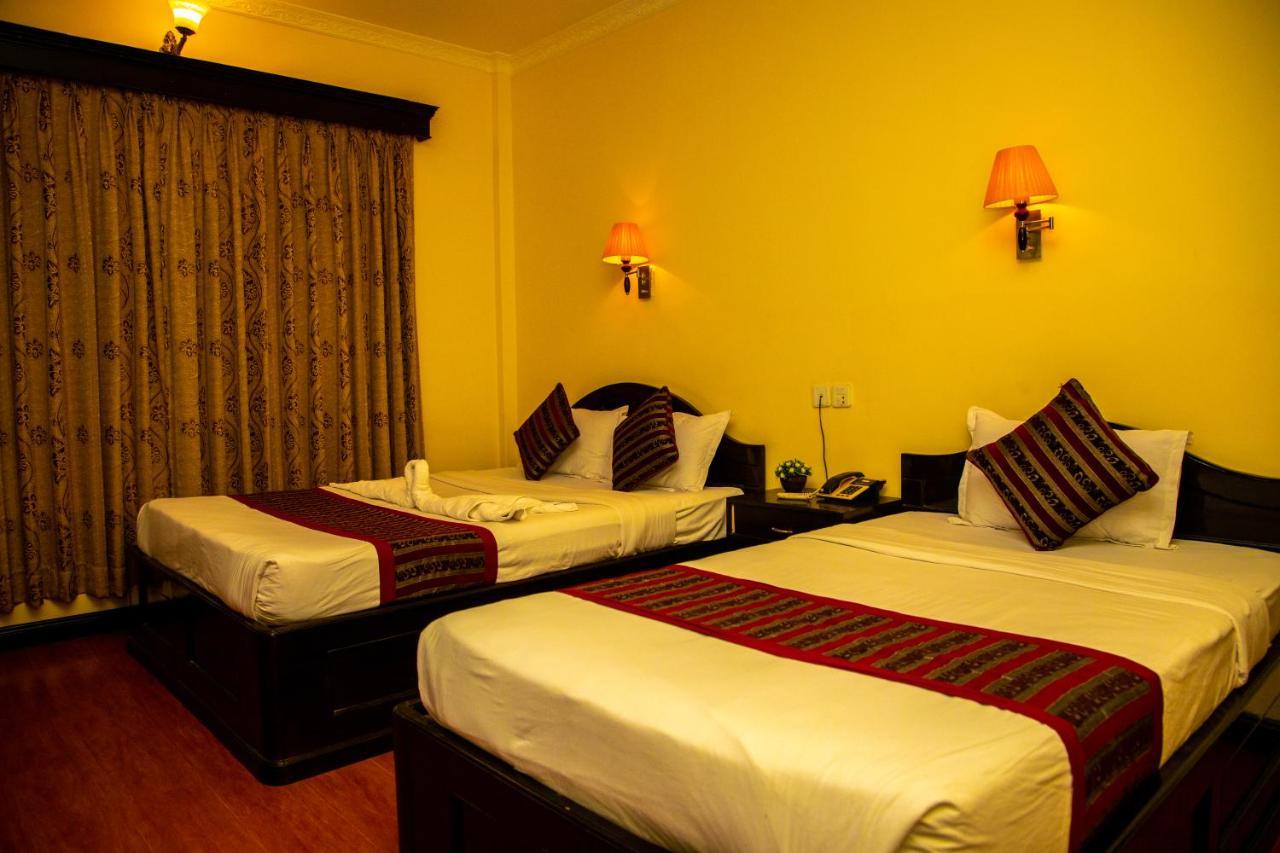 Hotel Bougainvillea Pokhara Eksteriør billede
