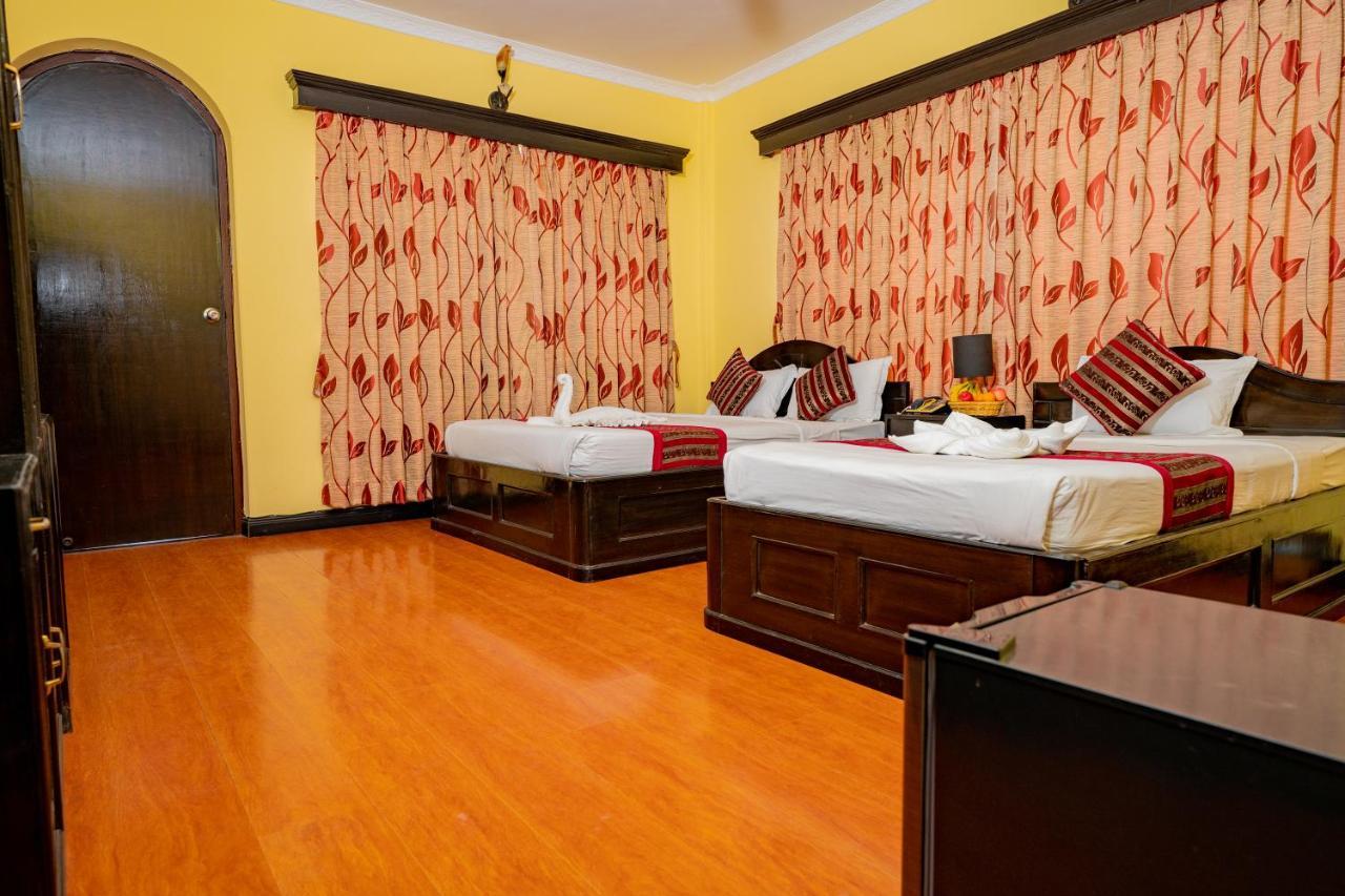 Hotel Bougainvillea Pokhara Eksteriør billede