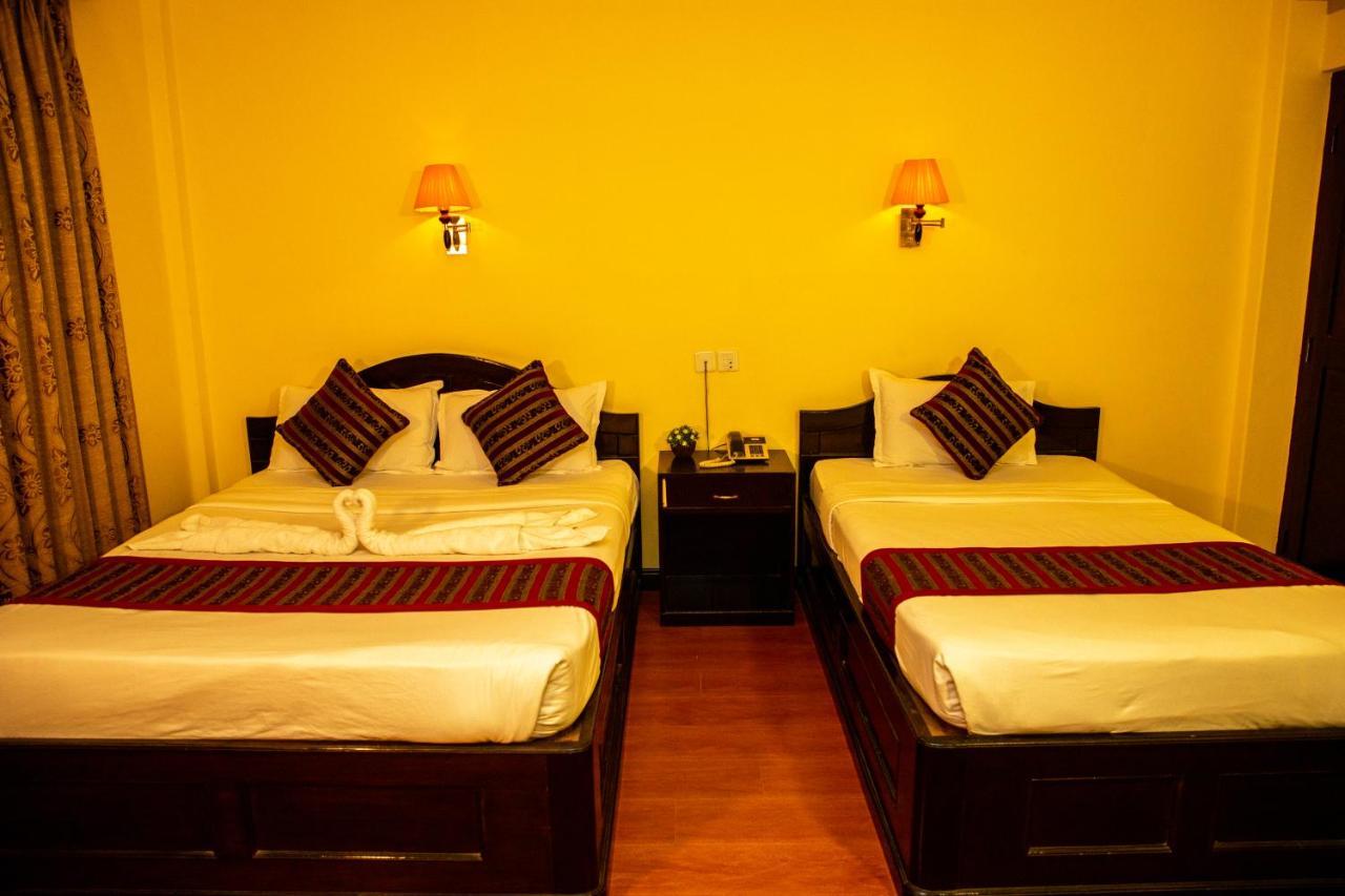 Hotel Bougainvillea Pokhara Eksteriør billede