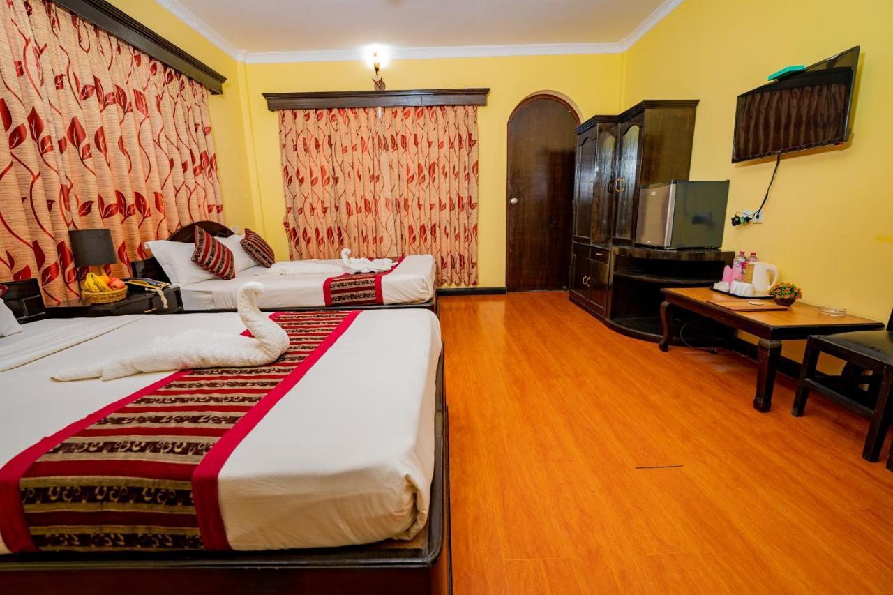 Hotel Bougainvillea Pokhara Eksteriør billede