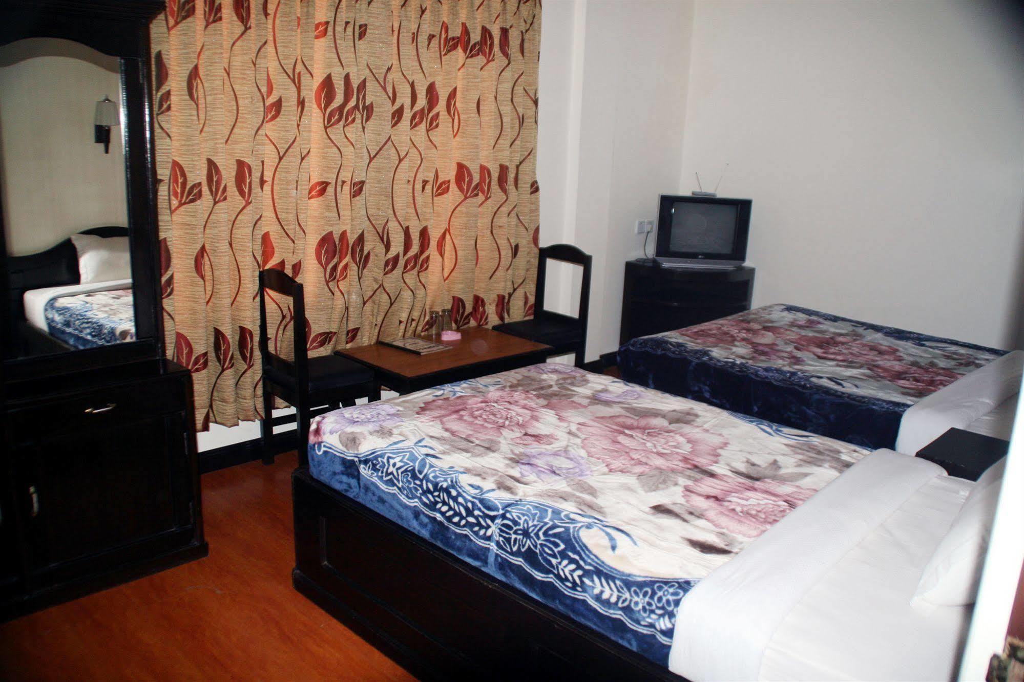 Hotel Bougainvillea Pokhara Eksteriør billede