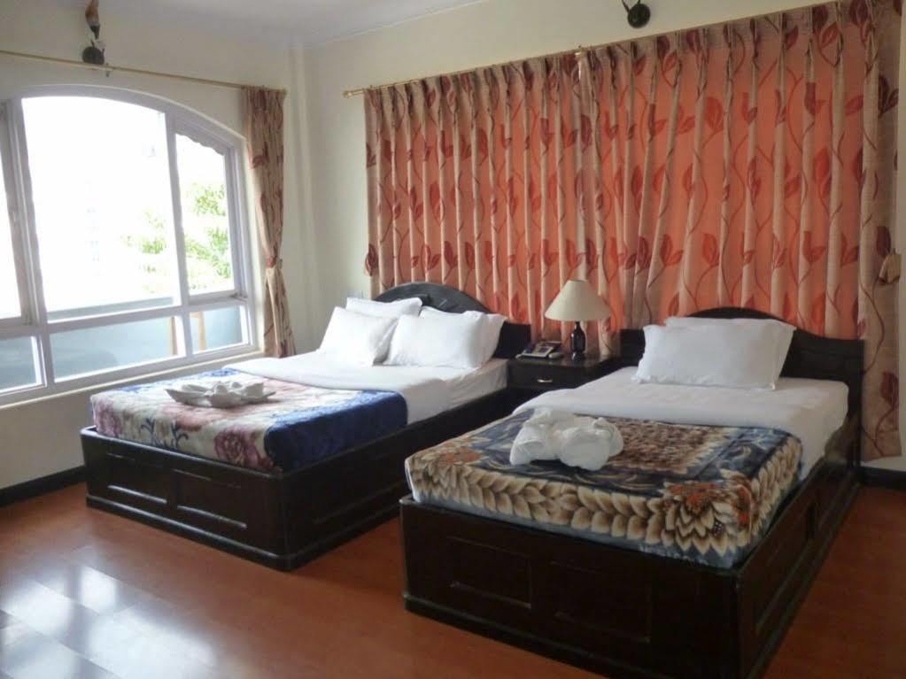 Hotel Bougainvillea Pokhara Eksteriør billede