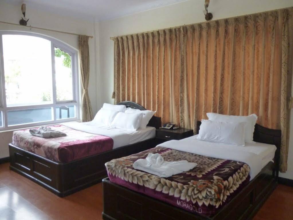 Hotel Bougainvillea Pokhara Eksteriør billede